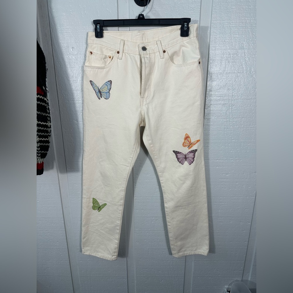 Levi’s Women’s White 501 Butterfly Jeans Size 30 x 28 EUC - Picture 2 of 12